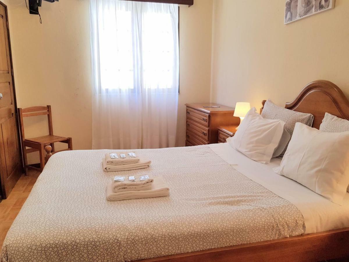 Home Geres Hostel Екстериор снимка